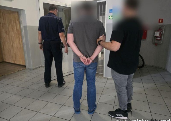 Lubińscy policjanci rozbili grupę zajmującą się kradzieżą firmowego paliwa