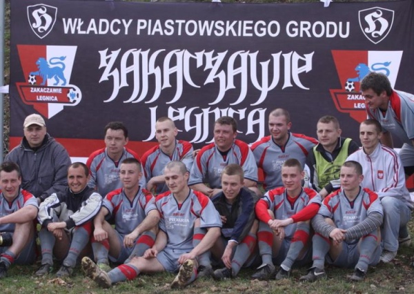 Zakaczawie reaktywacja. Kibice wzbudzali strach...Piłkarsko było spoko !