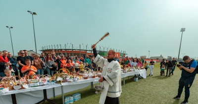 Wielkanocna tradycja na stadionie Zagłębia Lubin