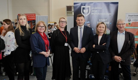  Edukacyjno-zawodowe targi pracy w Złotoryi(FOTO)