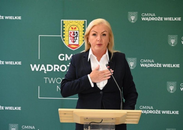 W Wądroże Wielkim po ślubowaniu Nowo wybrana rada rozpoczęła pracę (FOTO)