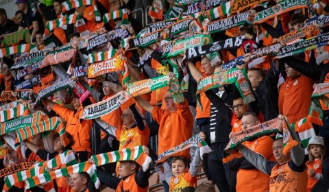 Miedziowi w pościgu za liderem ekstraklasy zmierzą się z Wisłą Płock