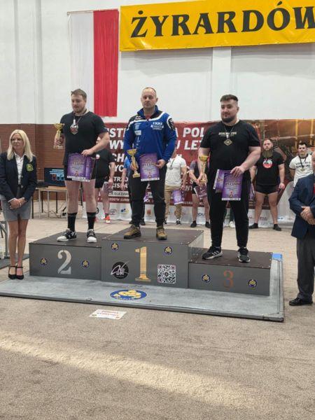 Sukcesy legnickich siłaczy