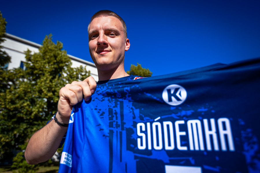 Piotr Śliwiński zawodnikiem Siódemki Miedź Legnica 