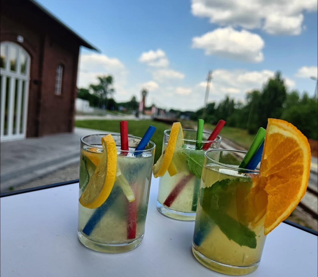 Wakacje czas zacząć! Darmowa lemoniada bez ograniczęń dla uczniów w Chocianów Express Bistro
