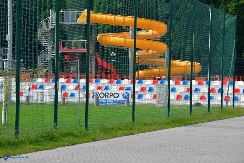 Jawor w pościgu za Puszczą Niepołomice. Na początek stadion... To był primaaprylisowy żart