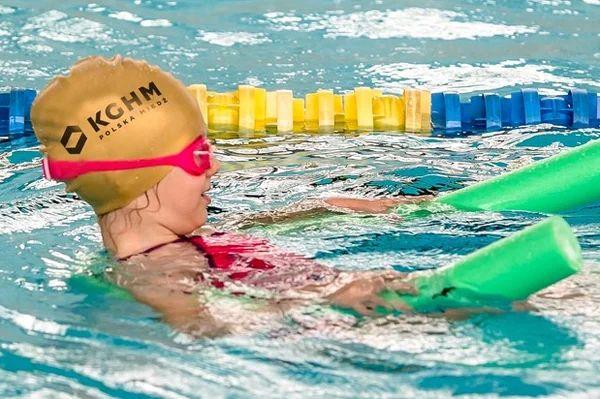 KGHM zaprasza dzieci na basen. Ruszają zajęcia w ramach EKO-Zdrowie