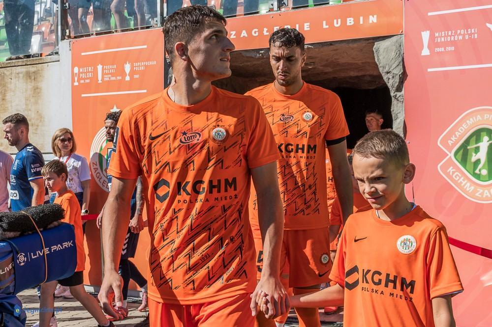 Lider ekstraklasy bezradny w "Twierdzy Lubin"