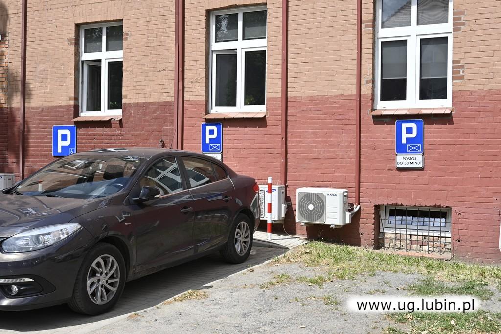 Krótka wizyta? Teraz łatwiej zaparkujesz! Bierzcie przykład z Urzędu Gminy w Lubinie