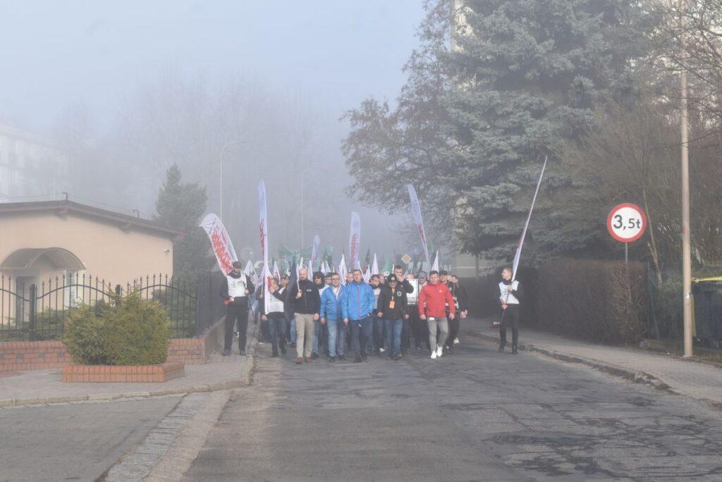 Protest związkowców. Domagają się podwyżek dla pracowników