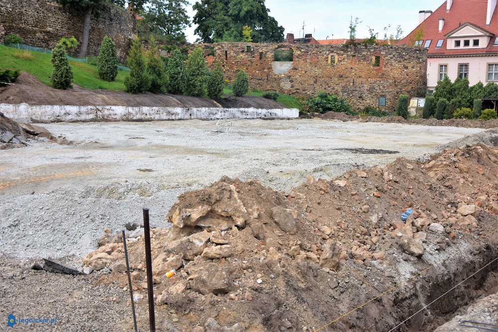 Budowa boisk przy SP nr 2 (FOTO)