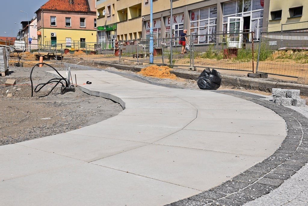 Pięknieje centrum Ścinawy (FOTO)