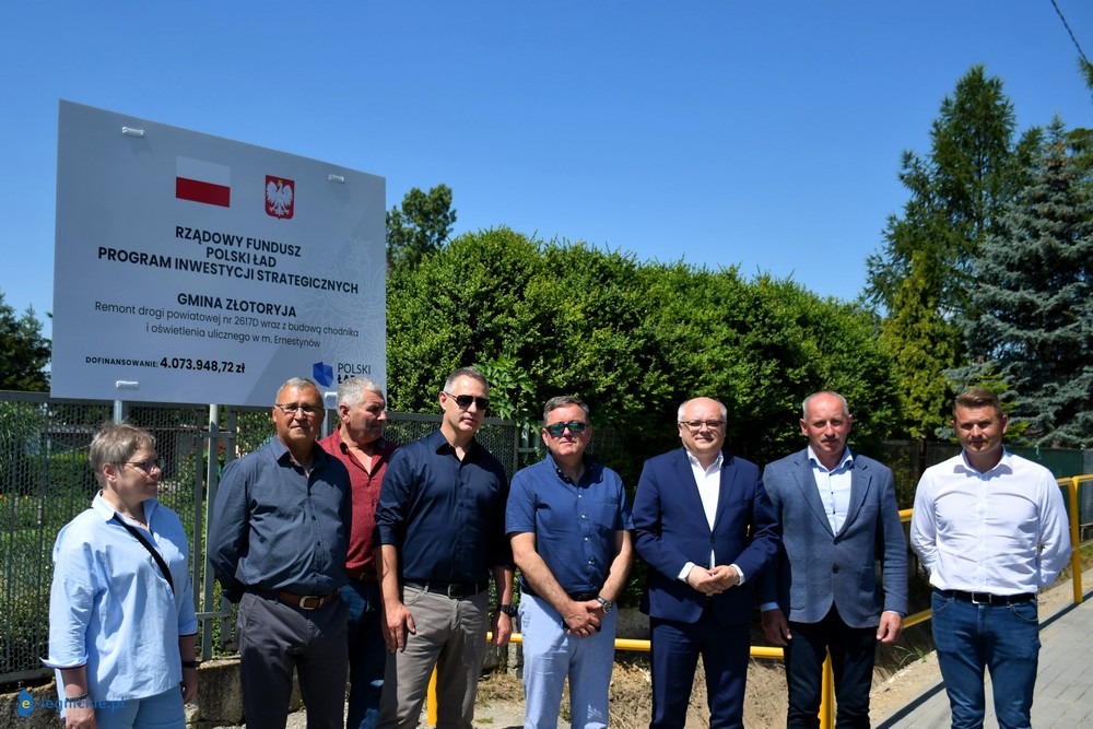 Przez Ernestynów jak po maśle (FOTO)