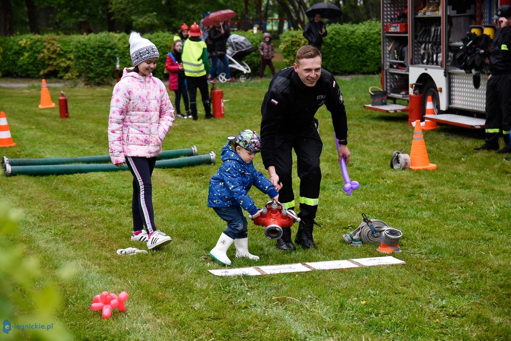 Piknik majowy w deszczu (FOTO)