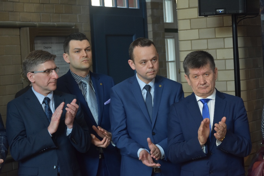 Dworzec PKP odzyskał blask (FOTO)