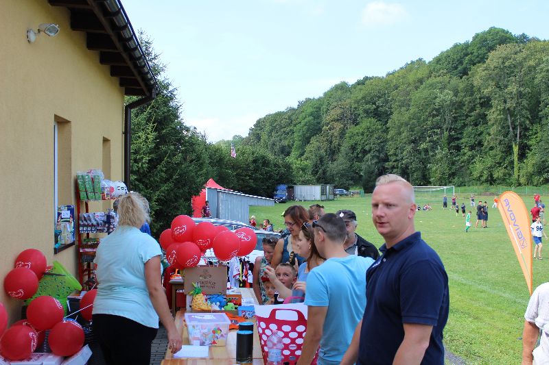 W piłkę grali i Miłosza wsparli. Brawo piłkarze i kibice!
