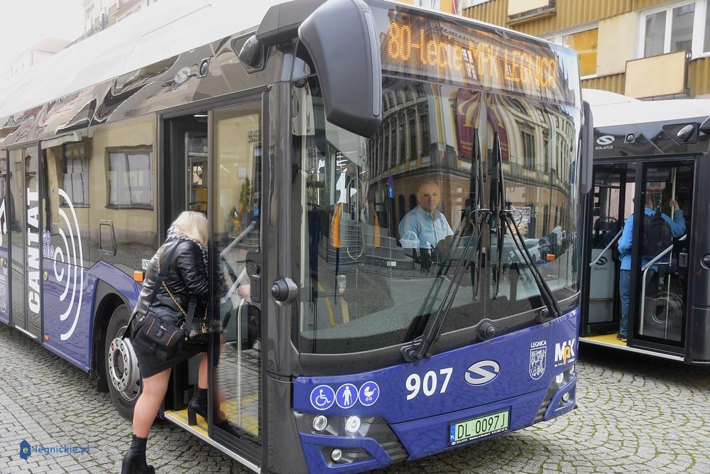 Świąteczny rozkład jazdy miejskich autobusów
