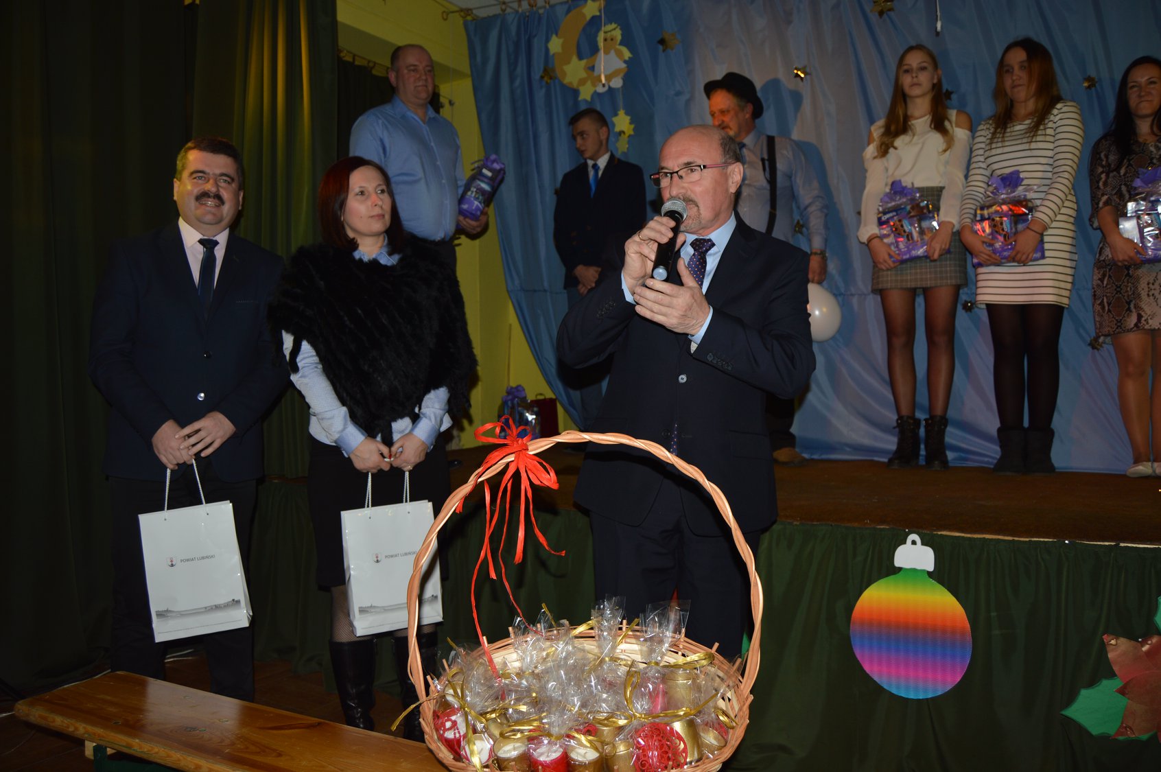 Wigilijny paradoks w Nieszczycach