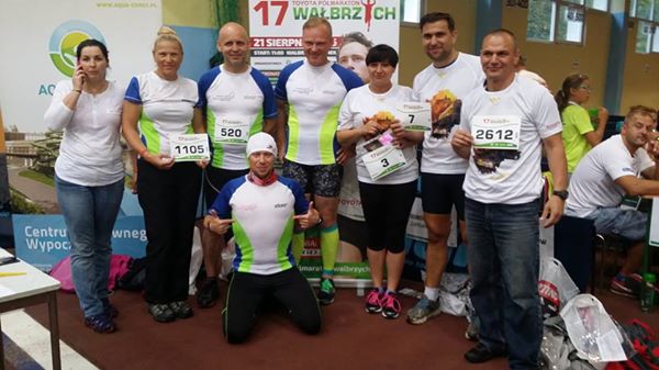 Biegacze z Jawora mocni na wałbrzyskim półmaratonie