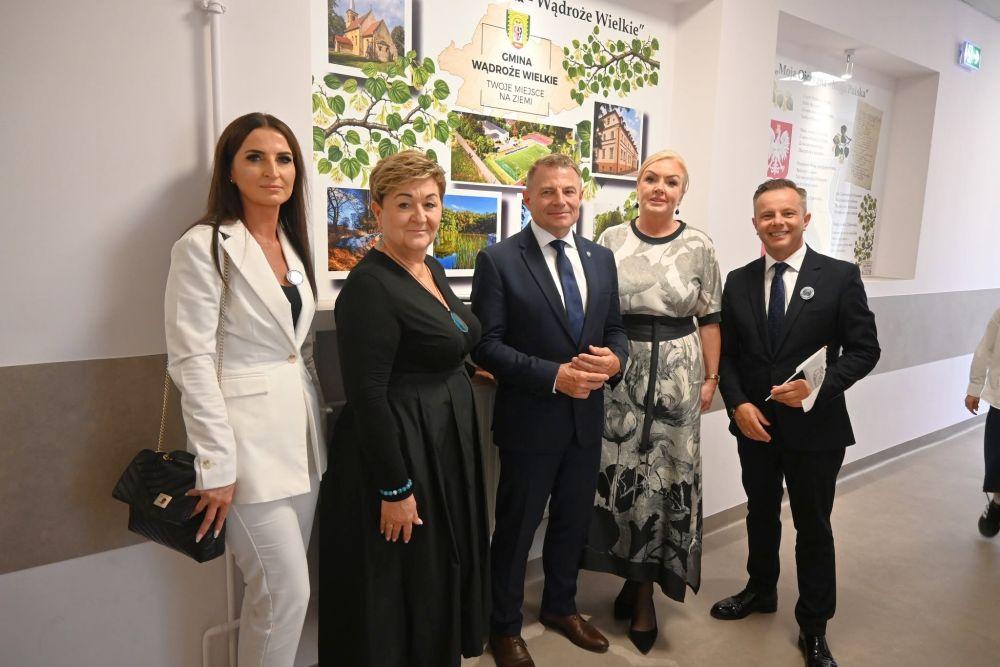 Jubileusz 80-lecia Szkoły Podstawowej im. Jana Kochanowskiego w Wądrożu Wielkim(FOTO)