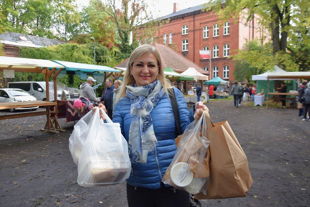 Targi Produktów Lokalnych w Chojnowie :smak tradycji i integracja (FOTO)