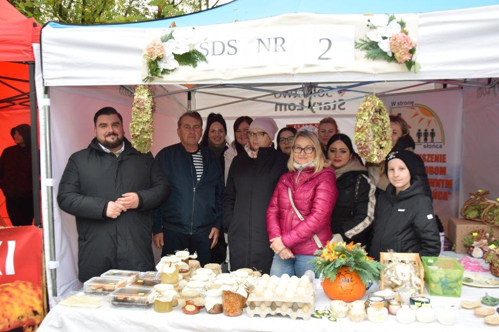 Targi Produktów Lokalnych w Chojnowie :smak tradycji i integracja (FOTO)