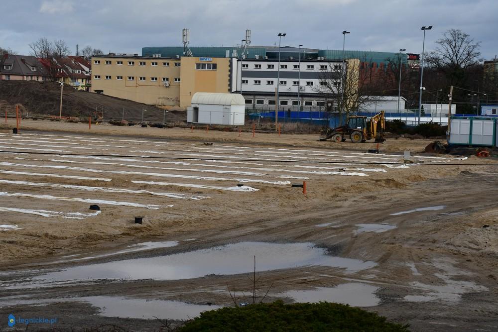 Powstaje stadion "królowej sportu" jak marzenie (FOTO)