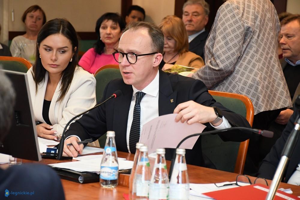 Radni przyklepią nocną prohibicję w Legnicy. Projekt uchwały gotowy