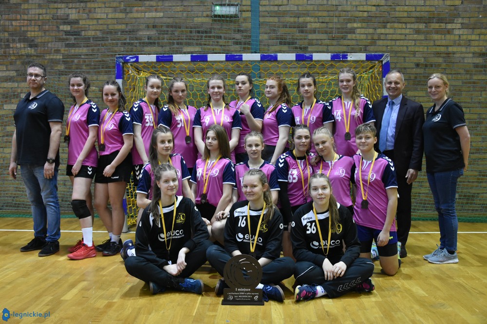 Legnickie szczypiornistki w finale Mistrzostw Polski