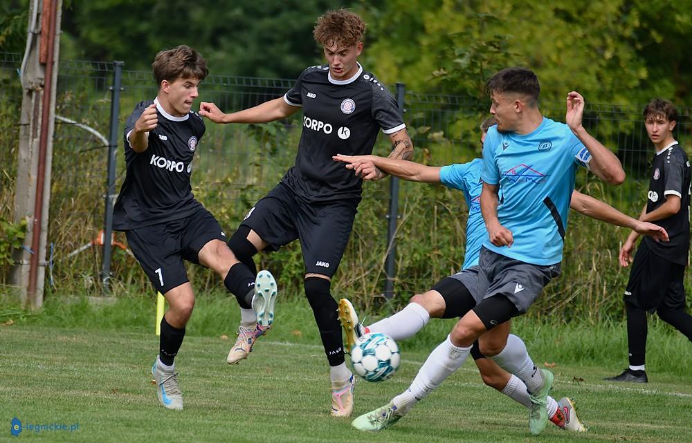 Hat trick D.Kowalczyka dał drugą wygraną Jaworzance (FOTO)