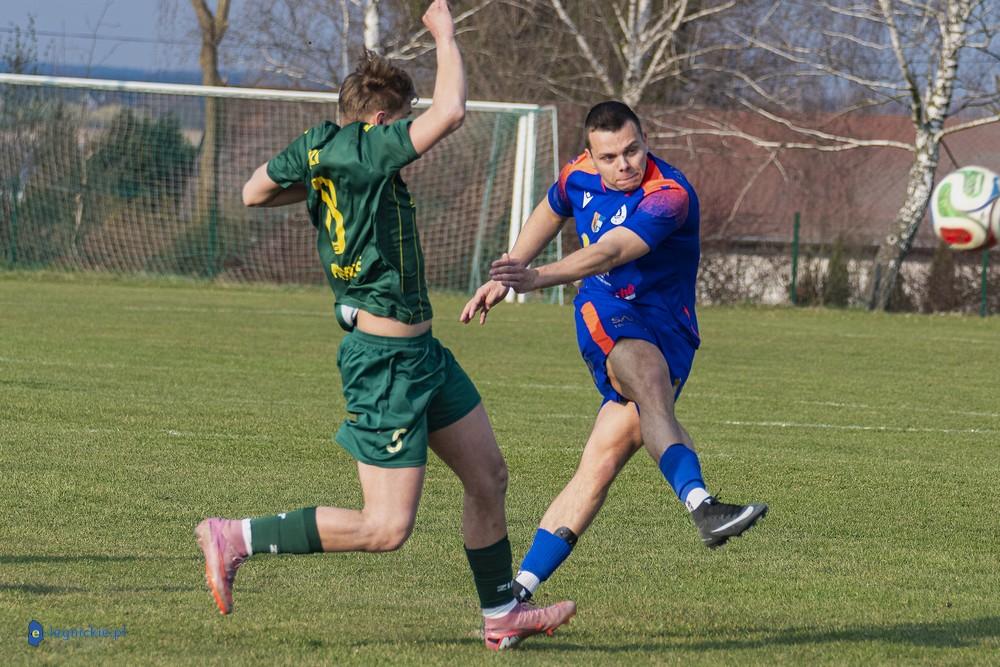 Remis lidera A-klasy (FOTO)