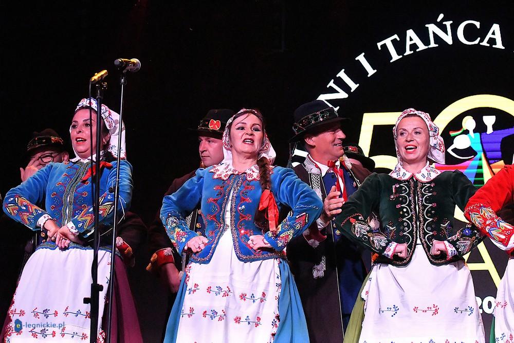 Świętowali jubileusz - 50 lat legnickiego folkloru(FOTO)