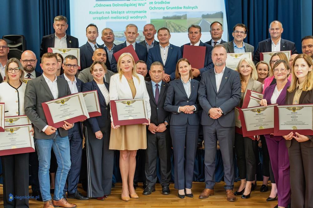 17 milionów dla samorządów regionu legnicko-głogowskiego (FOTO)