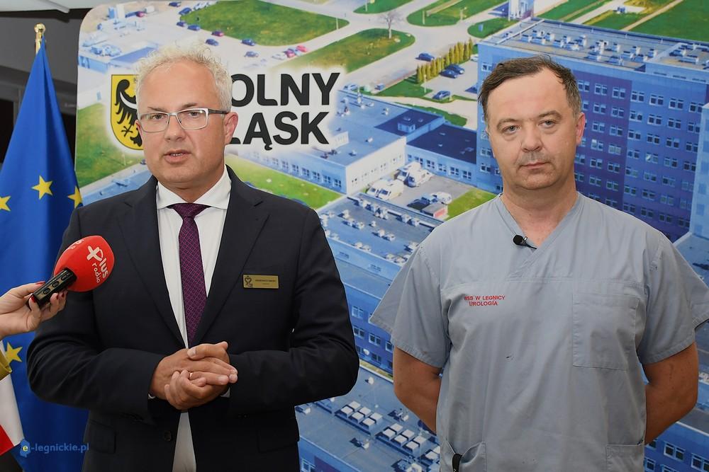 Robot chirurgiczny już operuje w Legnicy. Szpital dołącza do elity medycyny (FOTO)