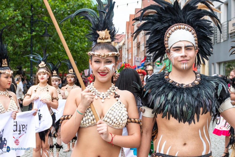 Barwny Finał Festiwalu „Świat pod Kyczerą”.Legnica zatańczyła z całym światem(FOTO)
