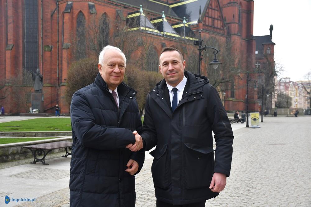 Polska 2050 i PSL murem za T.Krzakowskim (FOTO)