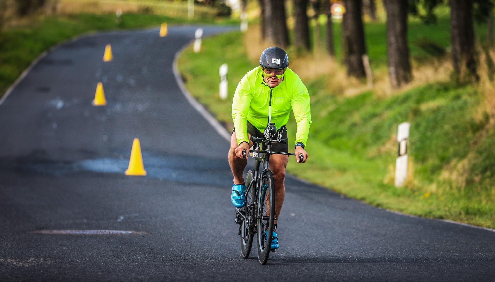 Triathlonowy team "WÓJT, WODA i WOJEWODA" chce zdobyć Mietków