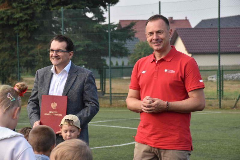 Nowoczesny Orlik w Rokitkach 