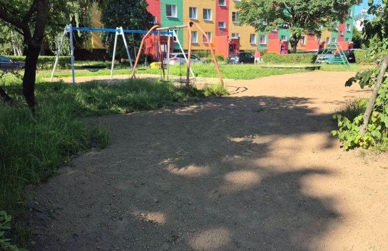 Plac zabaw był zamknięty przez wiele miesięcy. Po interwencji problem szybko zniknął