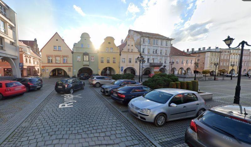 Przedsiębiorcy alarmują: klienci uciekają z Rynku. Jest konkretne stanowisko władz Jawora