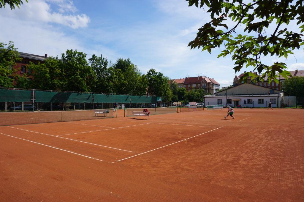 Legnica wyremontuje korty tenisowe dzięki wsparciu samorządu województwa 