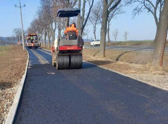 Gmina Męcinka pokazuje jak się dobrze i szybko buduje...