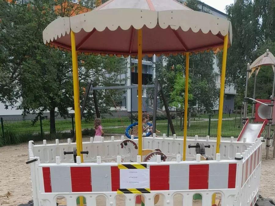 Wandalizm i naprawy na placach zabaw