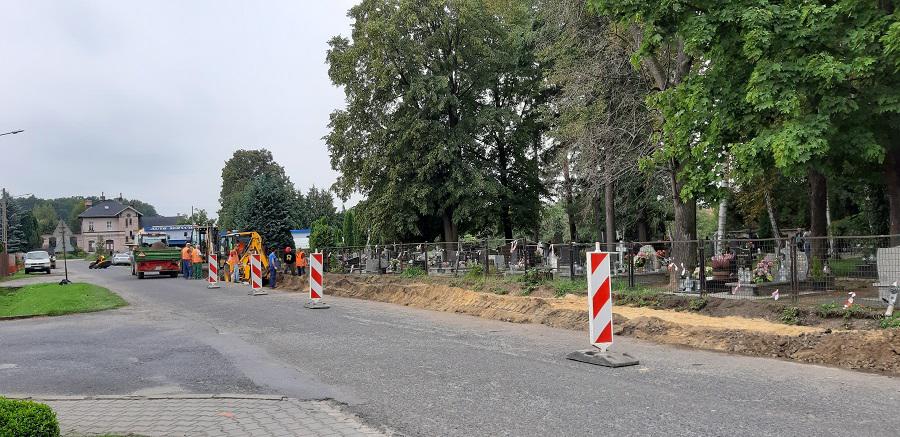 Poprawią bezpieczeństwo dojścia do szkoły w sercu gminy