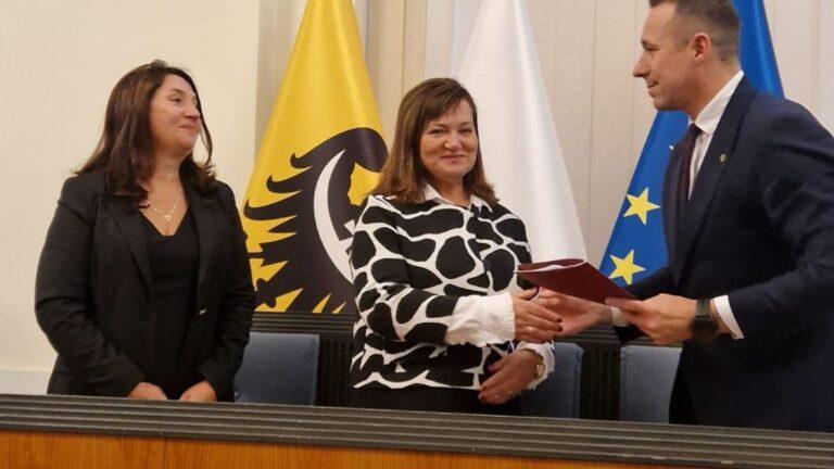 Nowy wóz strażacki bliżej Prochowic