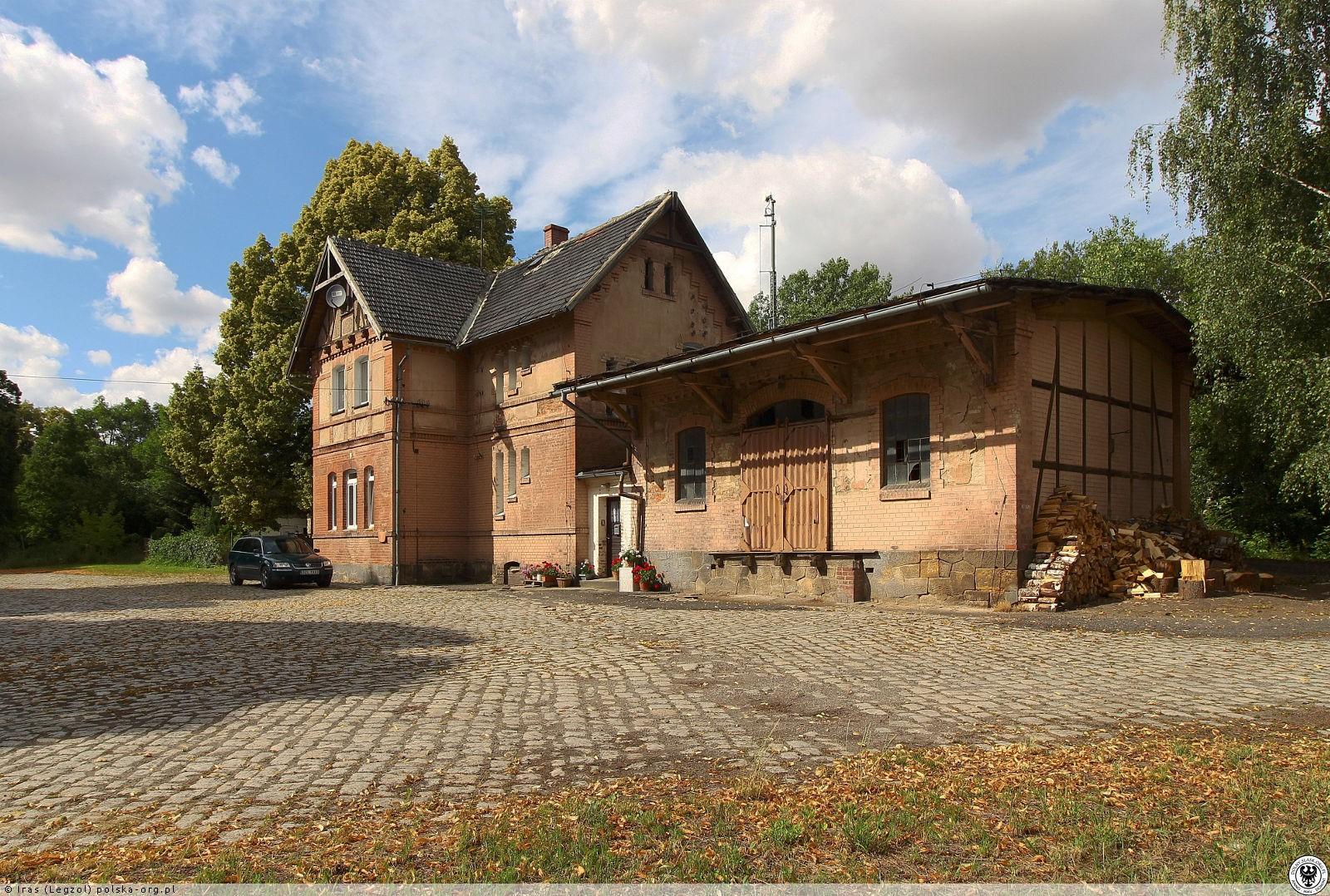 Gmina Zagrodno przejęła działkę od PKP. Są pomysły na jej zagospodarowanie