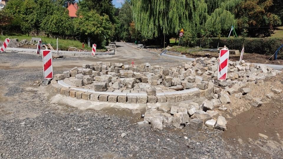 Przebudowa ma spóźnienie. Rondo poczeka na samochody