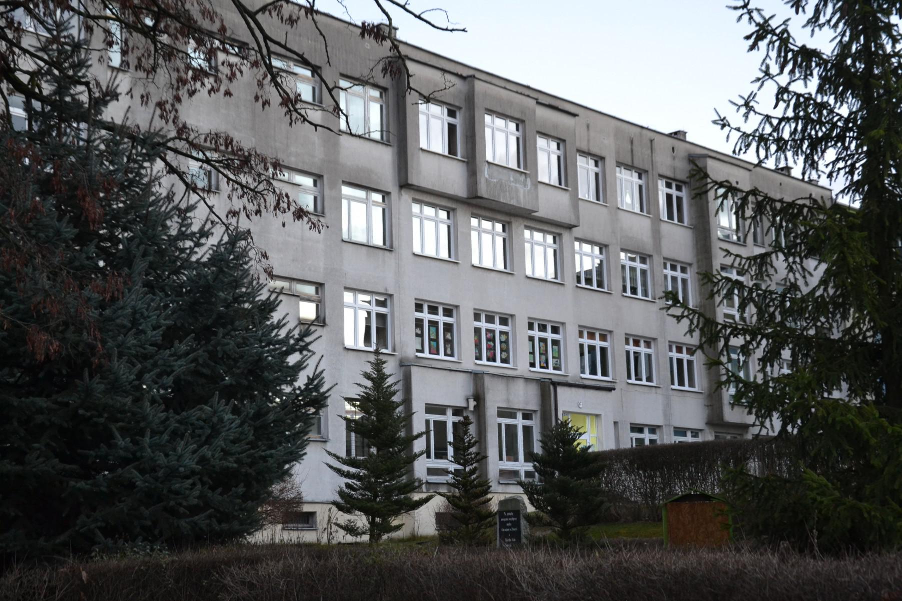 Szkoła się uszczelni i wyprodukuje prąd