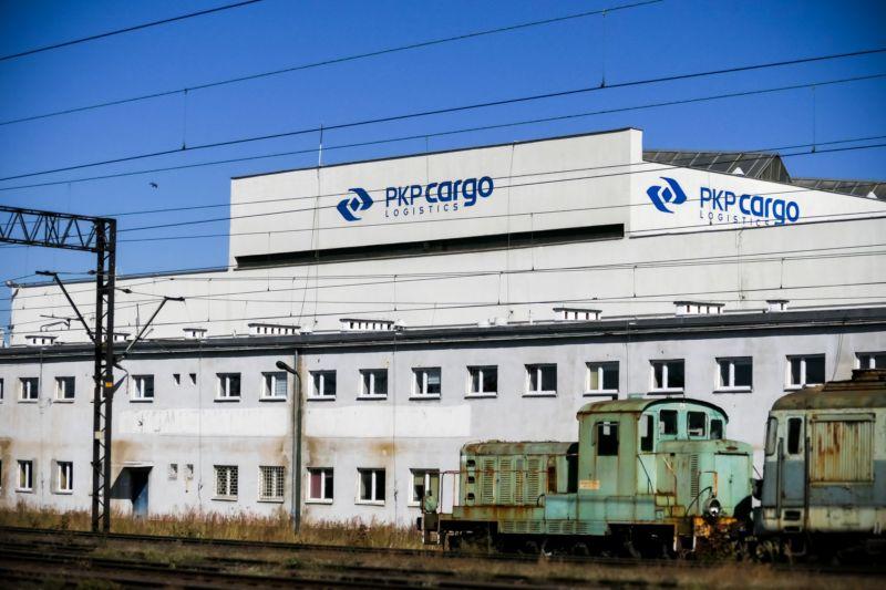 Koleje Dolnośląskie przejęły bazę. Rusza remont, serwisy spalinówek jesienią
