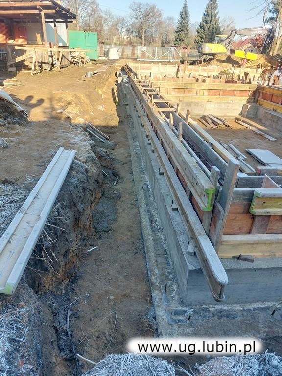 Budowa remizy w Raszówce postępuje